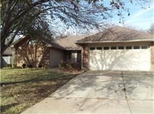 6115 Blueridge Ct, Arlington, TX 76016