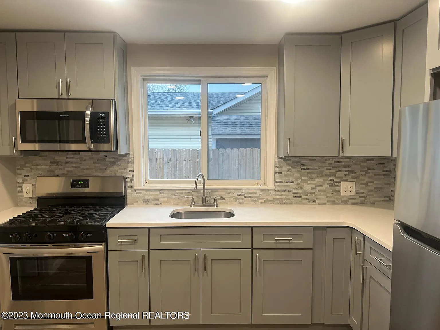 2 bed, 1420 sqft, $2,700 — Photo 4