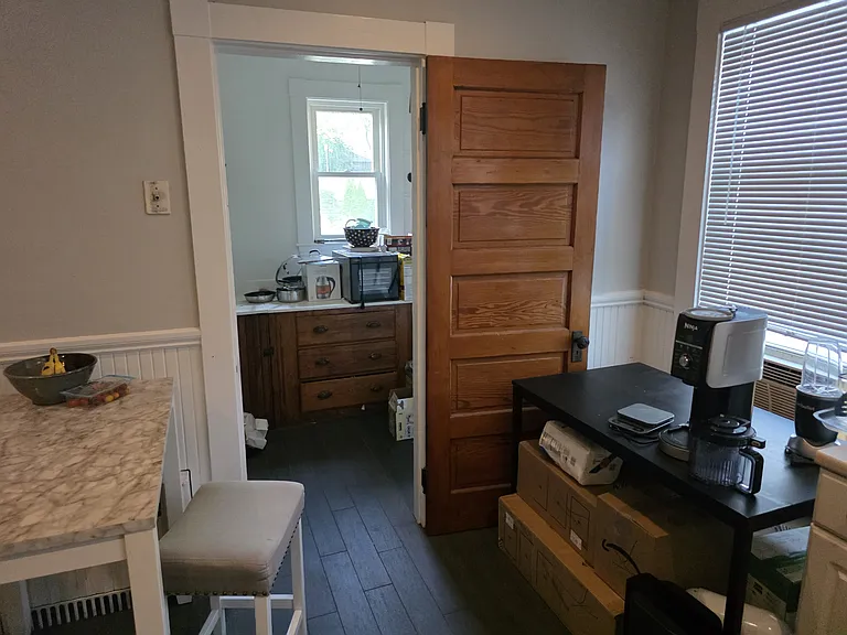 Kitchen/Pantry