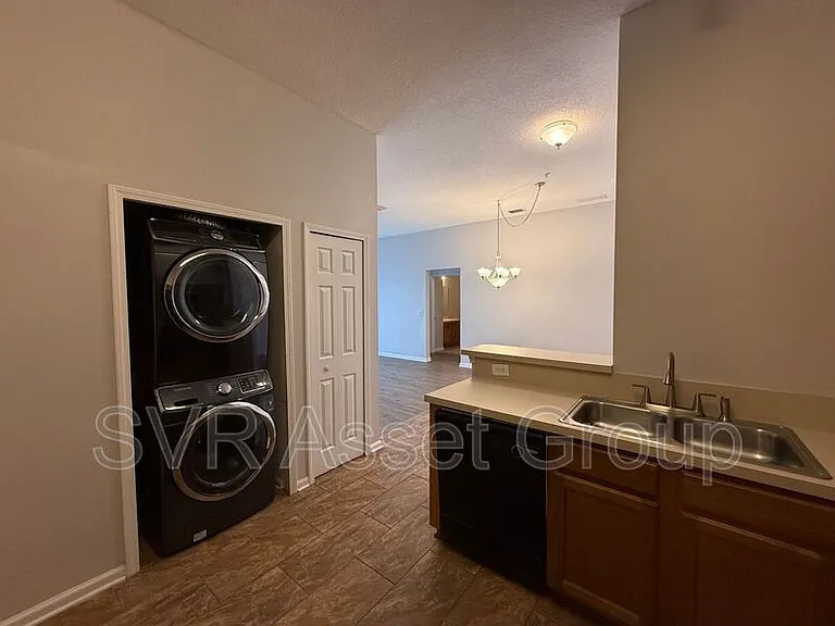 6111 Maggies Cir #107 — Photo 18