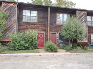 1376 N Oakland Ave, Fayetteville, AR 72703