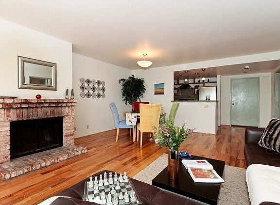 4th image of 360 Guerrero St APT 404