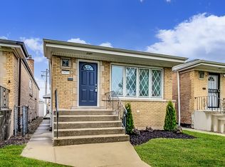 5432 S Luna Ave, Chicago, IL 60638