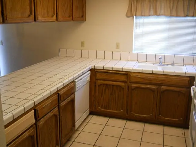 411 Acacia St #D — Photo 6