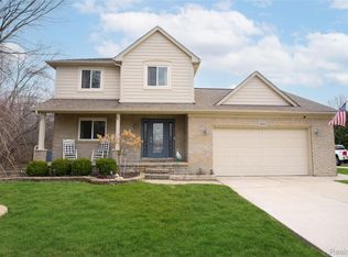 48894 Pattyn Dr, Chesterfield, MI