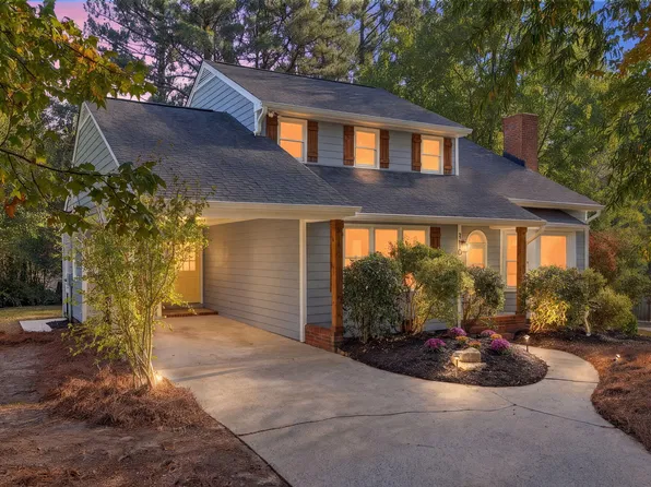 110 Stockett Ct, Garner, NC 27529