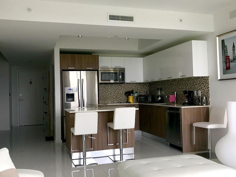 1st image of 5300 Paseo Dr #1704