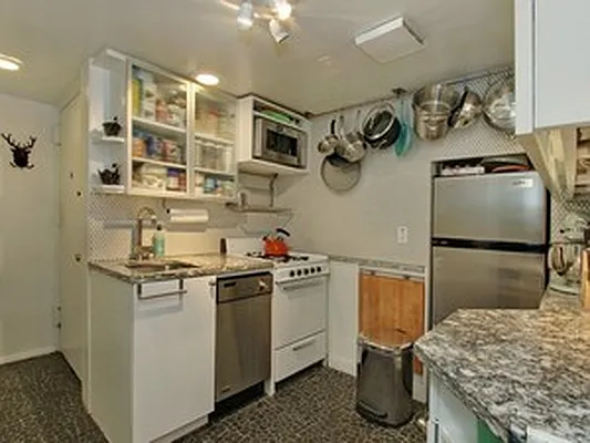 Sold by Corcoran | media 18