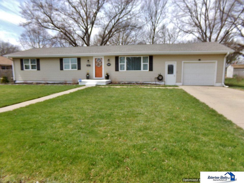 1613 N 16th St Beatrice NE 68310 Zillow