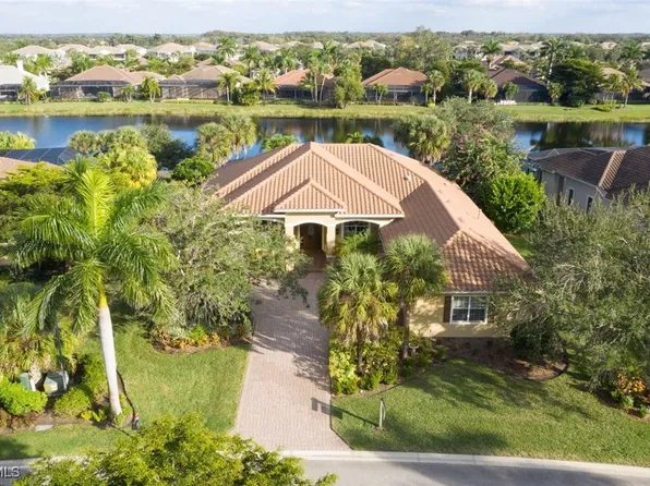 3811 Mossy Oak Dr, Fort Myers, FL 33905