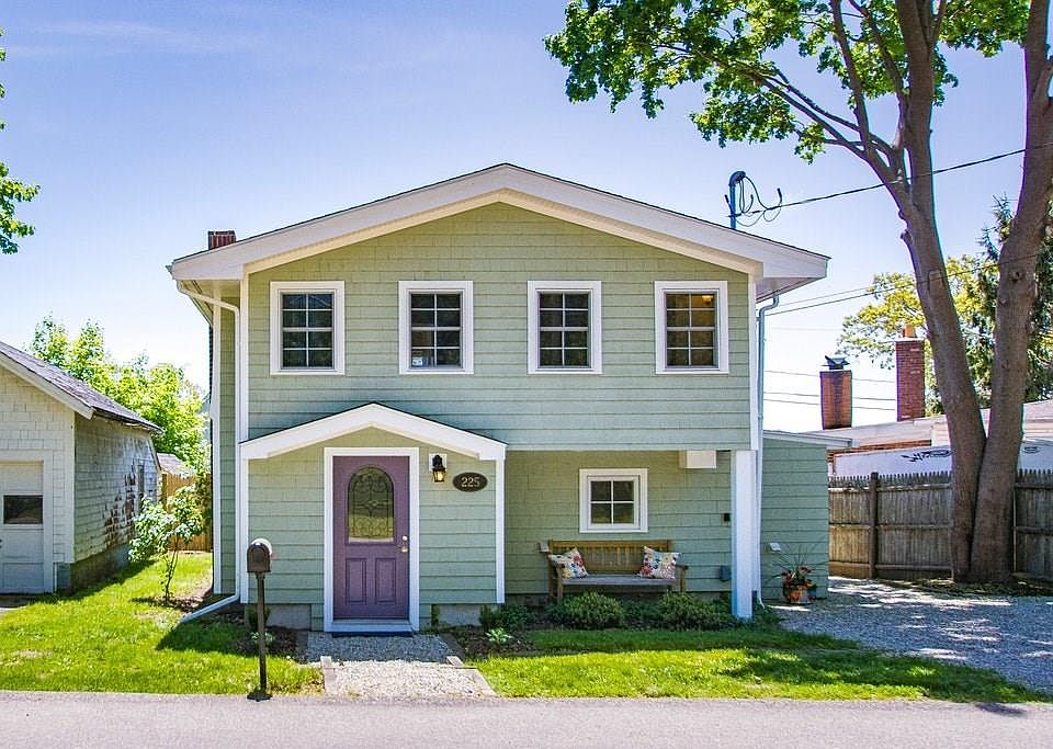 225 Waldron Ave, North Kingstown, RI 02852 Zillow