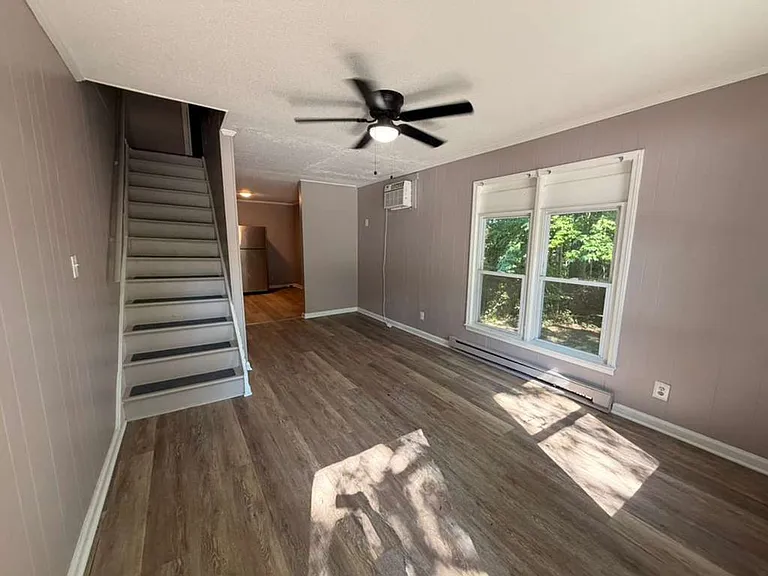 200 Memorial Park Dr — Photo 3