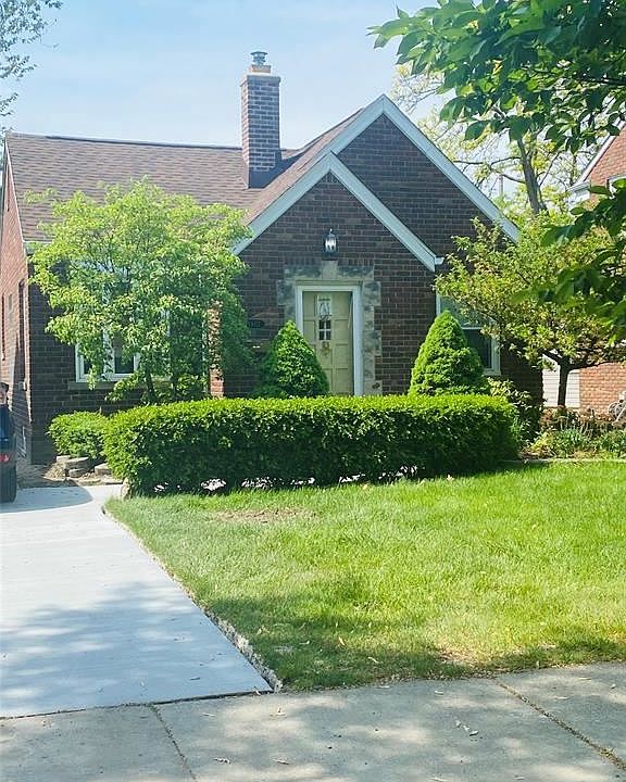 1st image of 1907 Fleetwood Dr