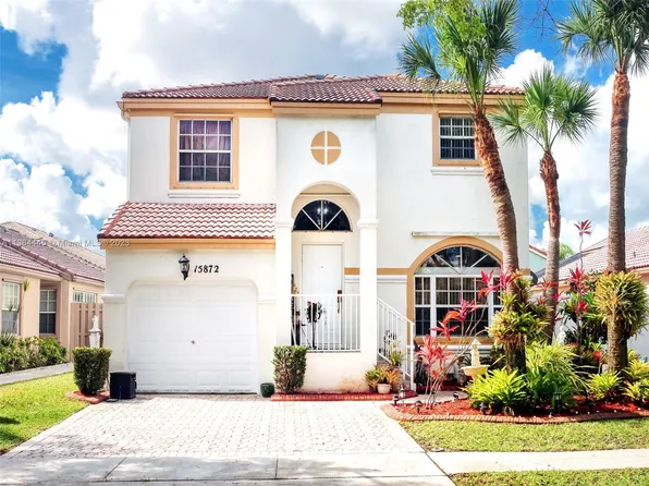 15872 NW 21st St, Pembroke Pines, FL 33028