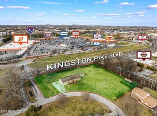 100 Essex Dr, Knoxville, TN 37922