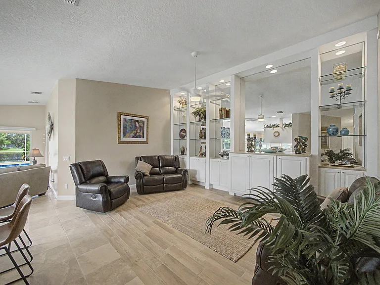 10617 SW Hartwick Dr — Photo 11