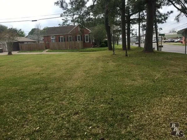101 Plum St, Houma, LA 70363