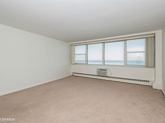 3rd image of 1150 N Lake Shore Dr APT 8D