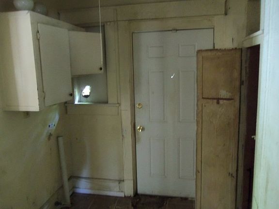 5th image of 305 Contentnea St