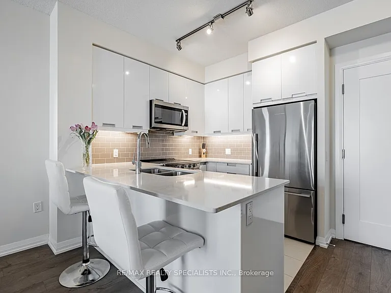 35 Watergarden Dr #2419 — Photo 10