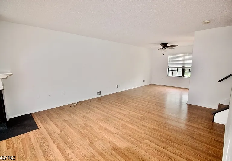 78 Woodward Ln — Photo 10