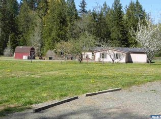76 Freshwater Bay Rd, Port Angeles, WA 98363