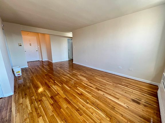5th image of 3324 Parsons Blvd APT 6A