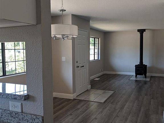 4th image of 710 Willow St #145