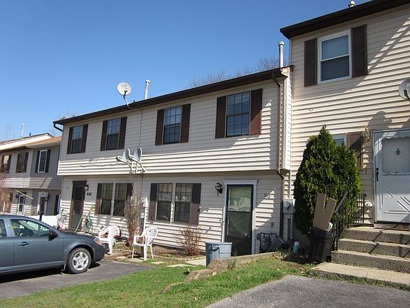 5th image of 508 Everett Pl