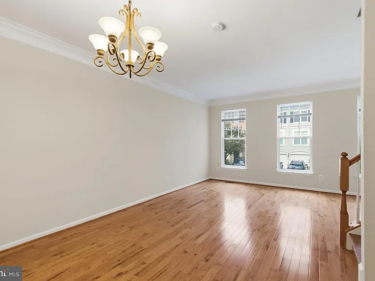 8108 Dove Cottage Ct — Photo 6