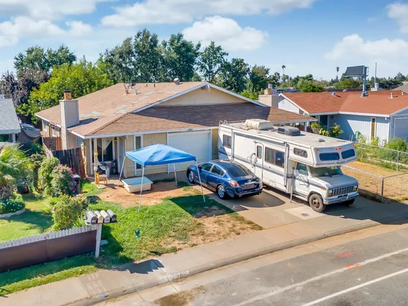 3176-3174 Laurelhurst Dr, Rancho Cordova, CA 95670