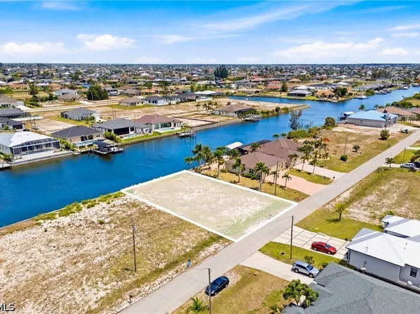 1511 NW 41st Pl, Cape Coral, FL 33993