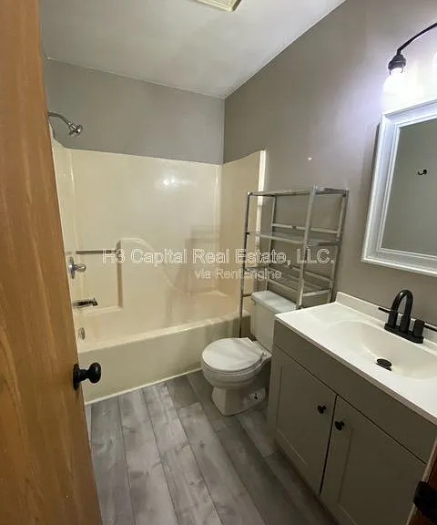 2 Innsbruck Ln — Photo 14