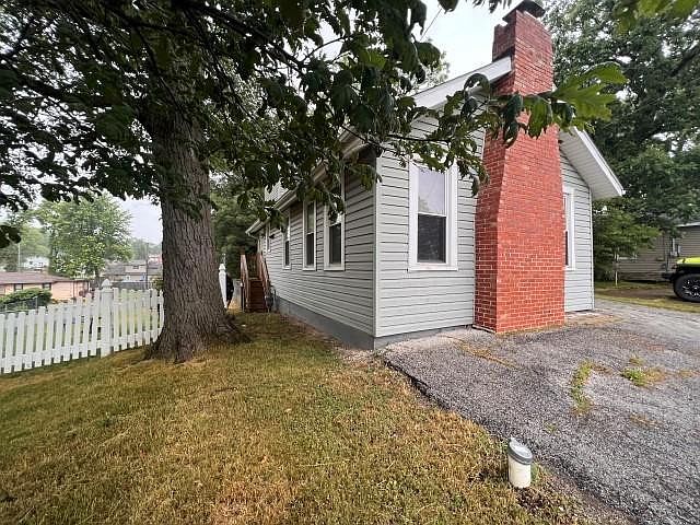 1st image of 8704 W 132nd Pl