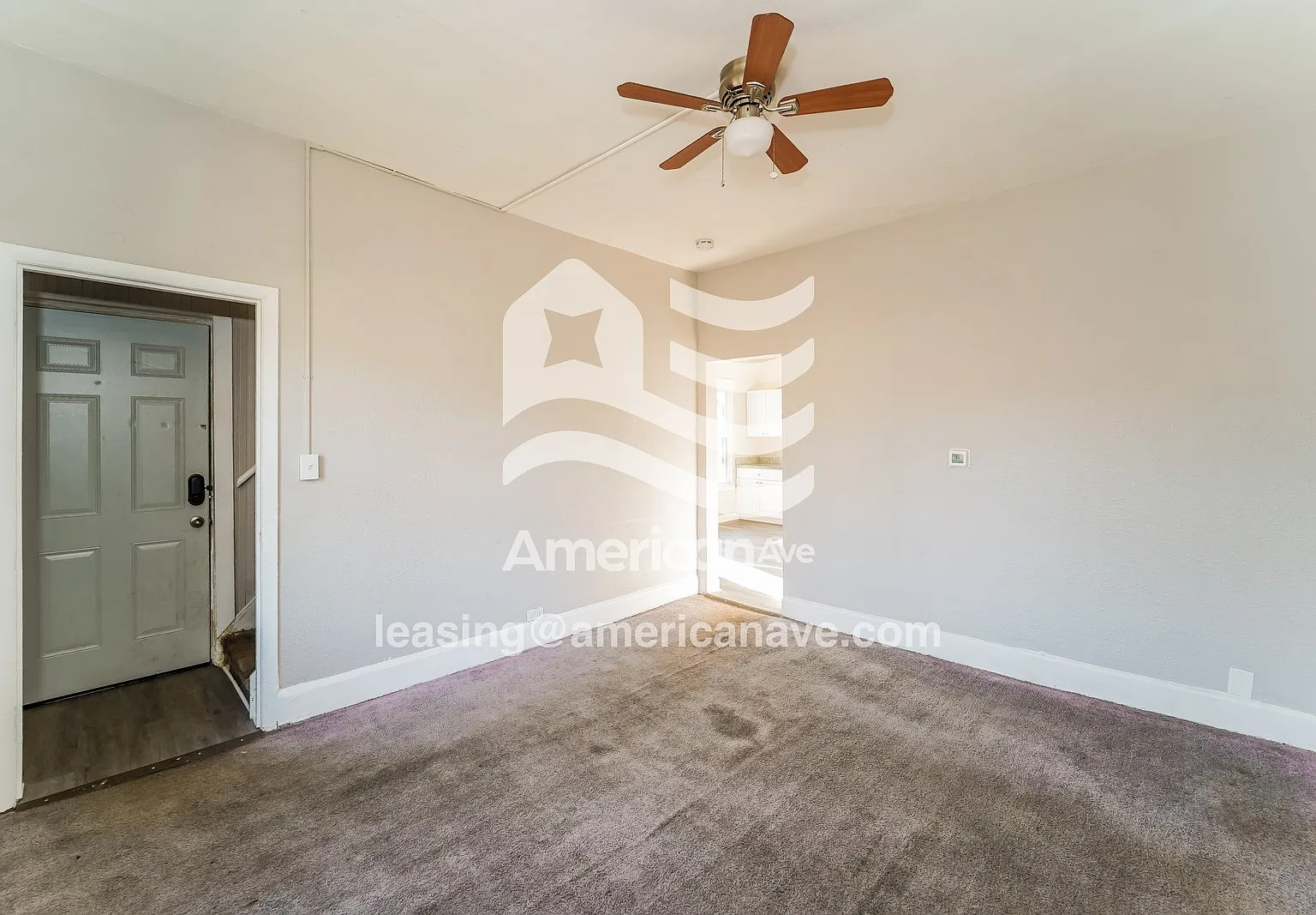3 bed, 1.5 bath, 1008 sqft, $1,597 — Photo 3