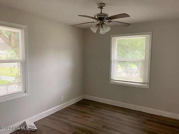 5th image of 1518 Dade Street