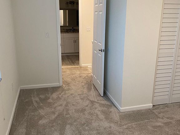 3rd image of 3237 Sea Oats Cir