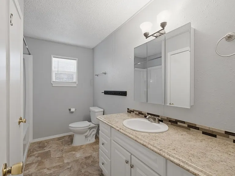 4401 S County Road 1131 — Photo 20
