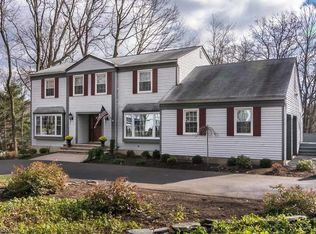 7 High Ridge Rd, Long Valley, NJ 07853