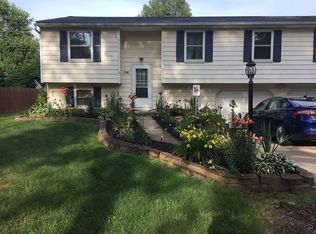 1741 Stirling Rd, Madison, OH 44057