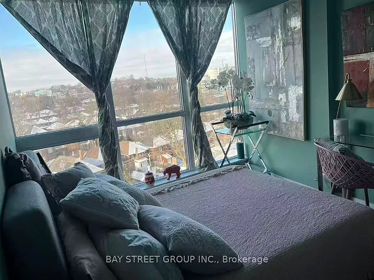 60 Berwick Ave #911 — Photo 4