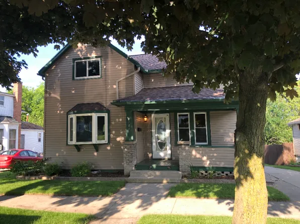 721 S 22nd St, Manitowoc, WI 54220