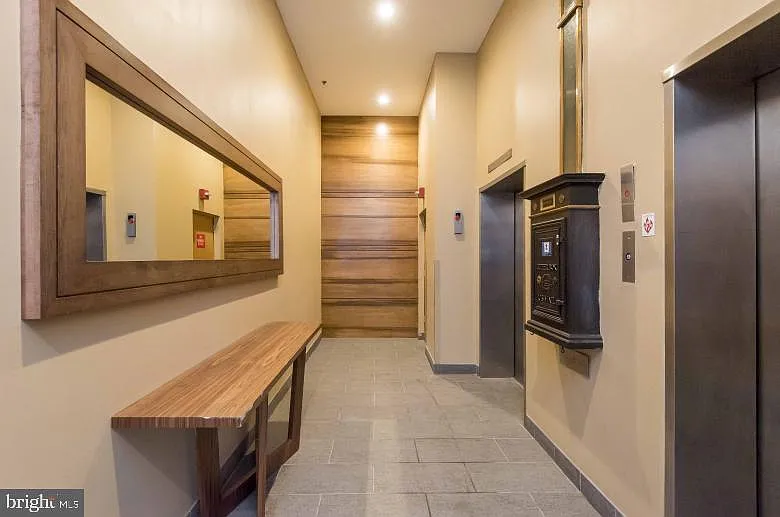 2 bed, 754 sqft, $2,775 — Photo 4