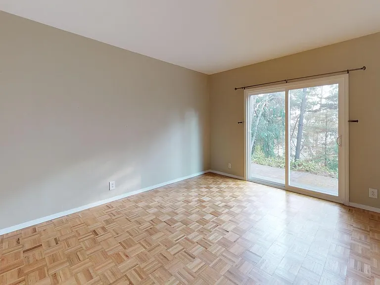 1432 Bel Aire Rd — Photo 13