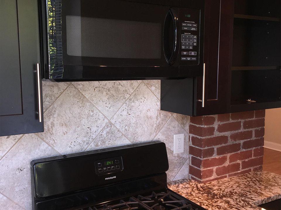 1st image of 5507 Elmer St APT 4