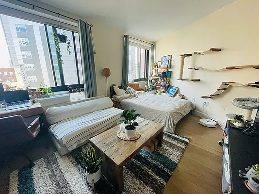 Rented by Acre NY Realty Inc | media 9