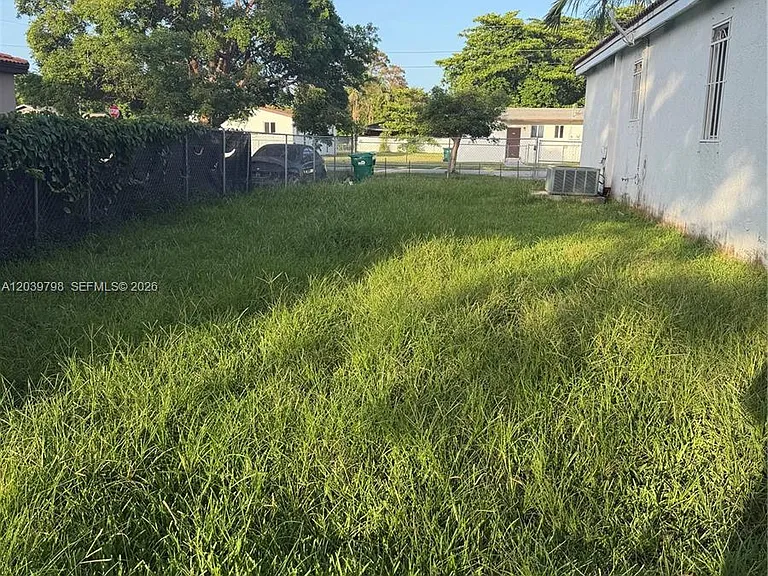 17740 SW 103rd Ave — Photo 11