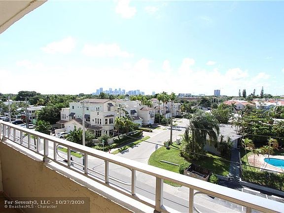 5th image of 900 NE 18th Ave APT 501