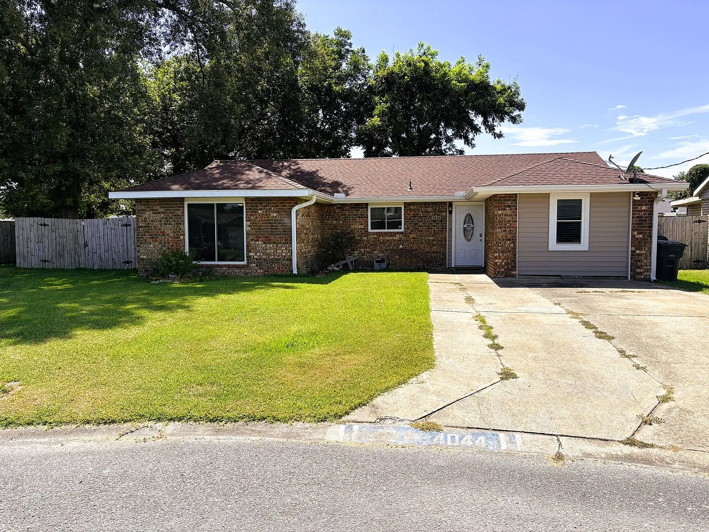 4044 W. Briarfield Street — Photo 1