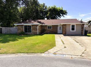 4044 W Briarfield St, Lake Charles, LA 70607